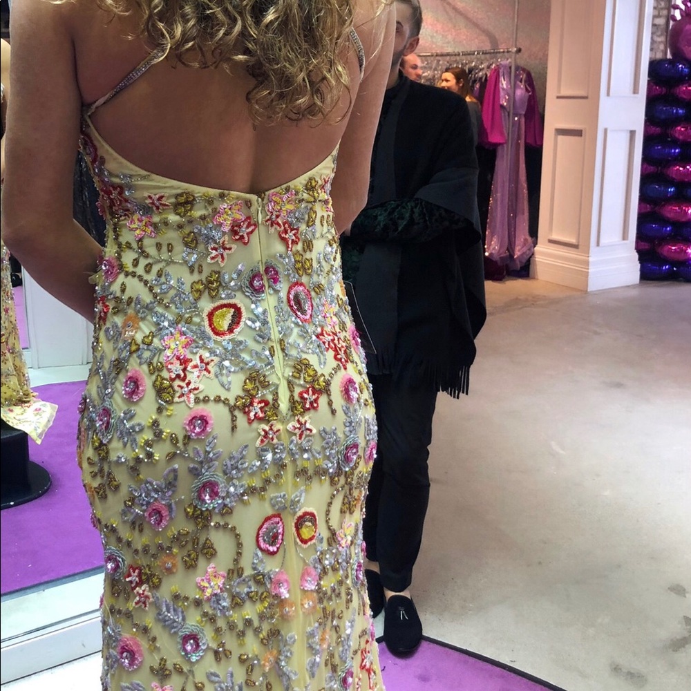 BEAUTIFUL designer primavera dress stillavailable